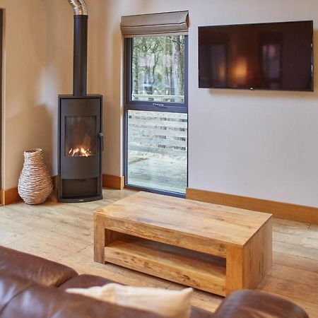 Host & Stay - Simon Howe Lodge Whitby Esterno foto