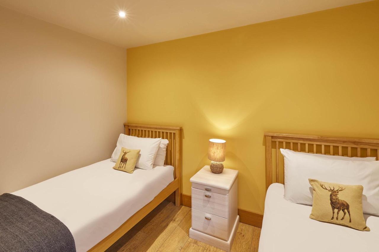 Host & Stay - Simon Howe Lodge Whitby Esterno foto